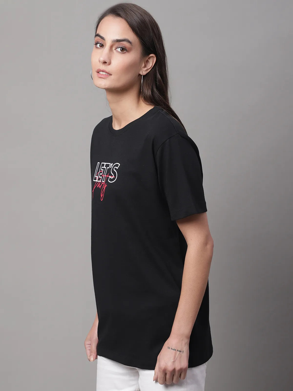 Black Cotton Printed Regular-Fit Round-Neck T-shirt For Women