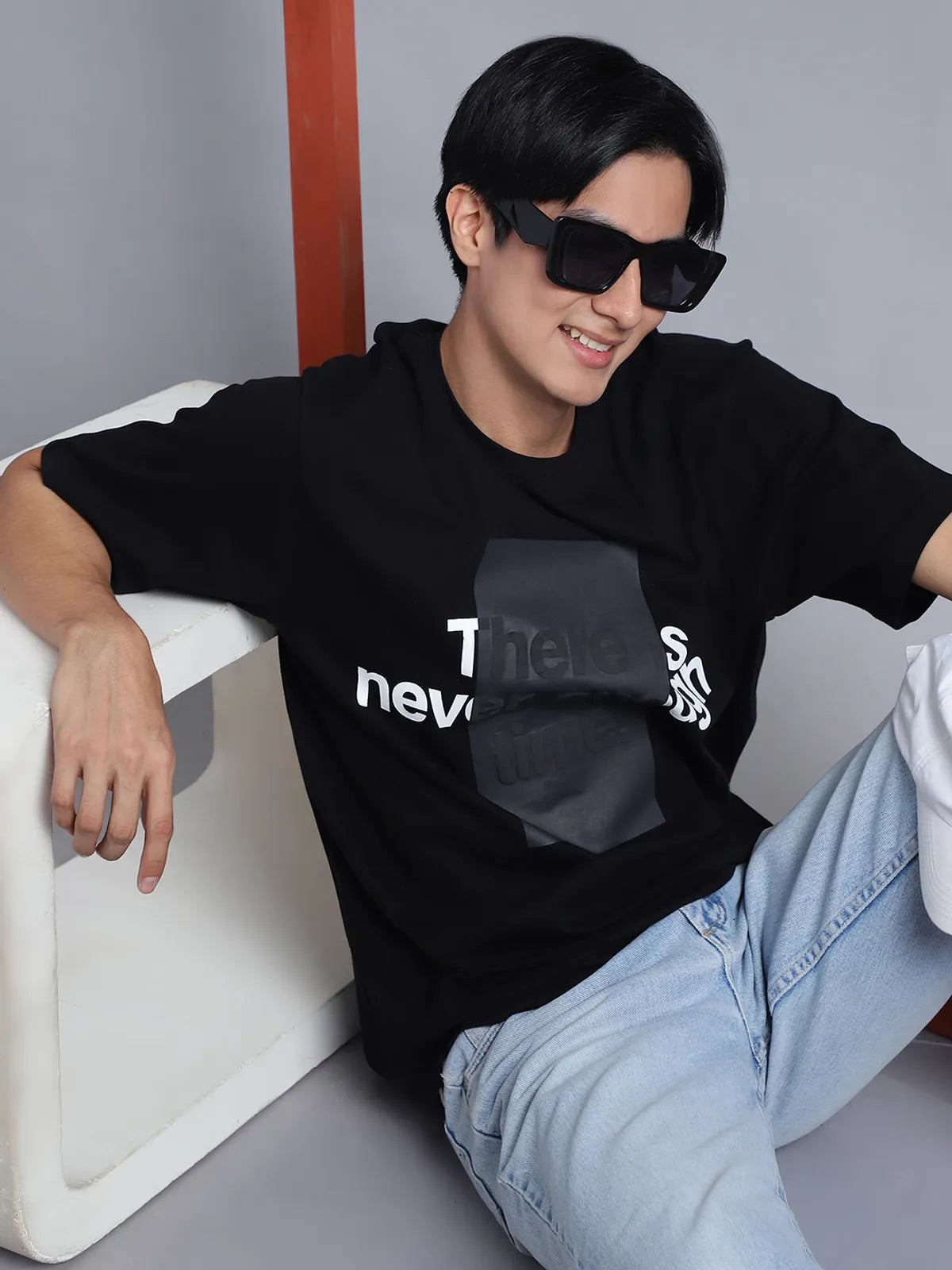 Black Streetwear T-shirt